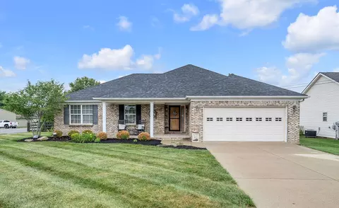 120 Leann Ln, Nicholasville, KY 40356