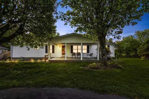 120 Springview Ct, Sharpsburg, KY 40374