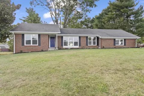 74 Meadow Lark Dr, Lancaster, KY 40444