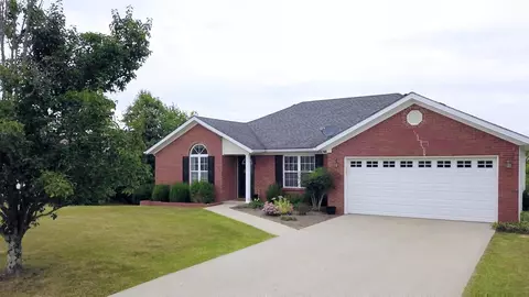 130 Deer Run Dr, Lancaster, KY 40444