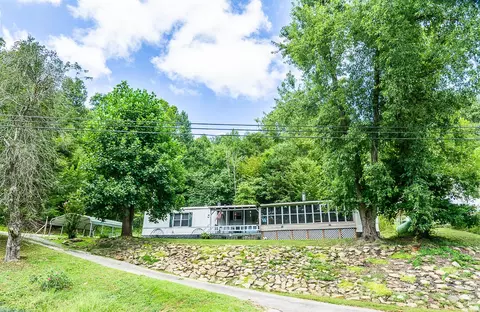 100 State Highway 1661, Grayson, KY 41143
