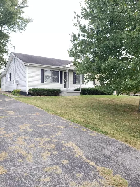 205 Crawfords Ln, Stanford, KY 40484