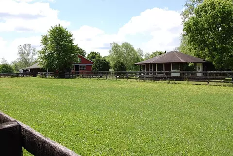 2498 Carnegie Ln, Lexington, KY 40511