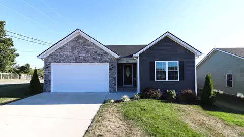 101 Michelle Ann Ct, Harrodsburg, KY 40330