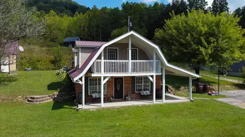 1328 Caudill Rd, Stanton, KY 40380