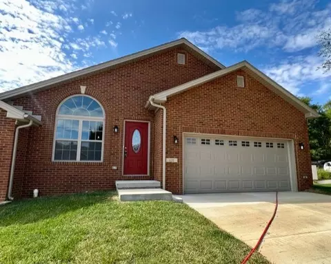 121 Piedmont Ln, Frankfort, KY 40601