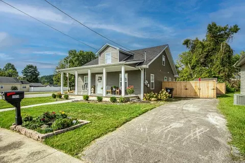 1914 S Kentucky Ave, Corbin, KY 40701 photo 2