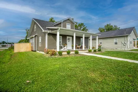 1914 S Kentucky Ave, Corbin, KY 40701 photo 3