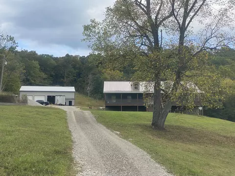 1260 Mcdonald Ferry Rd, Frankfort, KY 40601