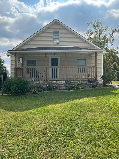 2925 Texas School Rd, Eubank, KY 42567