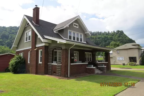 211 N Cumberland Ave, Harlan, KY 40831