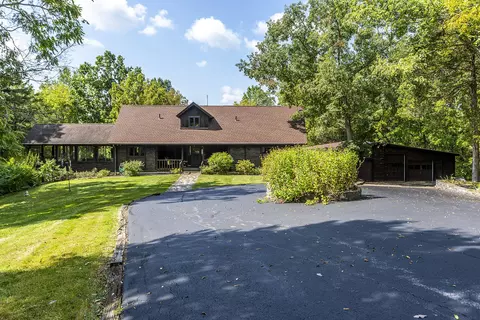 2880 Bardstown Rd, Lawrenceburg, KY 40342