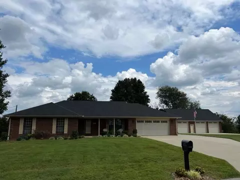 1026 S Fork Dr, Somerset, KY 42503