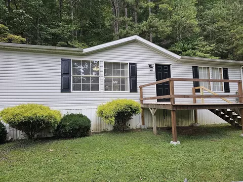 393 Little Grapevine Creek Rd, Hazard, KY 41701