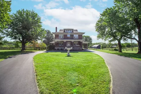 600 Millersburg Rd, Paris, KY 40361