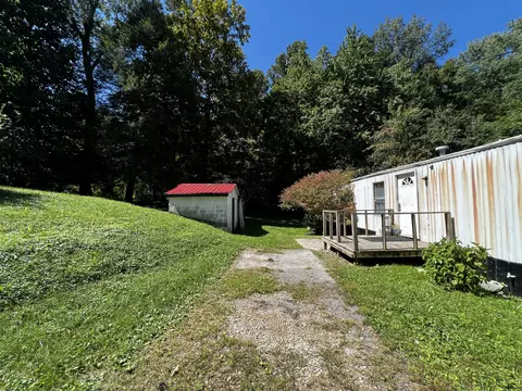 916 Hwy 30 E, Tyner, KY 40486 photo 2