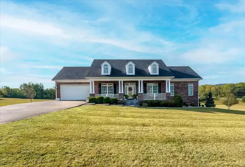 65 Trinity Dr, Stanford, KY 40484