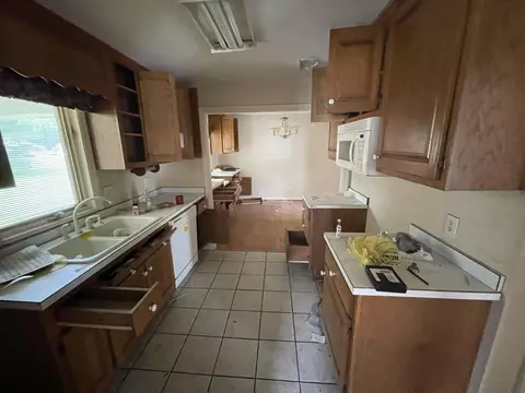 405 Fair St, Liberty, KY 42539 photo 6