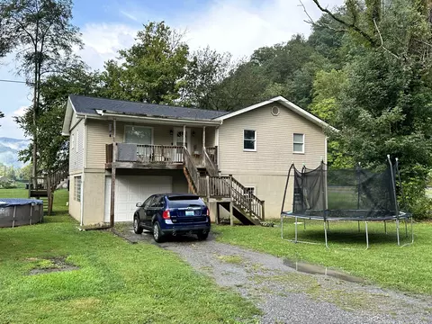109 Kelly St, Evarts, KY 40828
