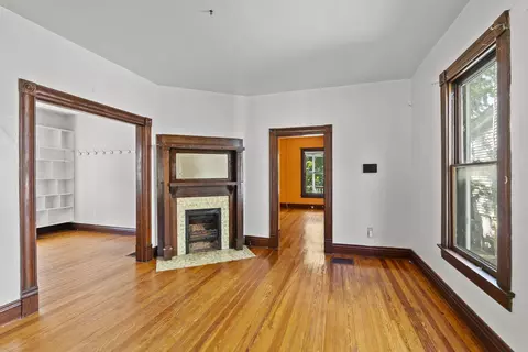 210 Bourbon St, Georgetown, KY 40324 photo 4