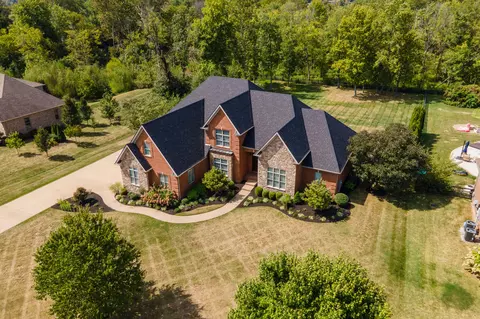 728 Chinkapin Dr, Nicholasville, KY 40356