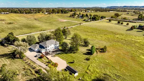 171 Locklin Ln, Danville, KY 40422