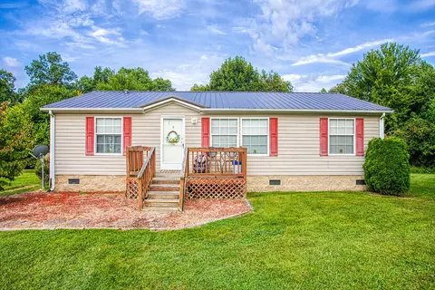 559 Shiloh Dr, Clay City, KY 40312