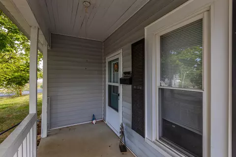 319 S Magnolia St, Harrodsburg, KY 40330