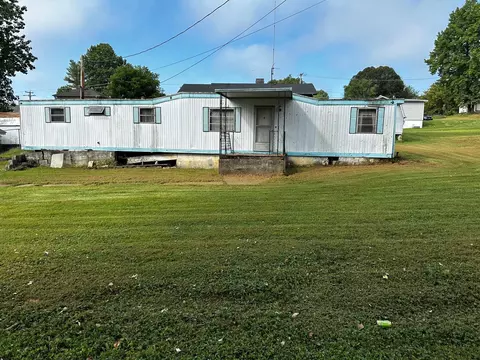 1504 Palmer St, Corbin, KY 40701 photo 1