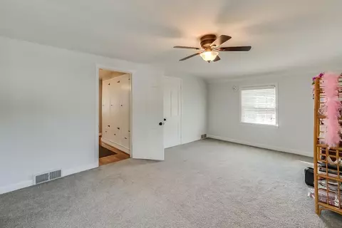 323 W Maple Ave, Lancaster, KY 40444 photo 26