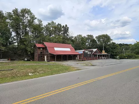 2003 Pine Crest Rd, Lancaster, KY 40444