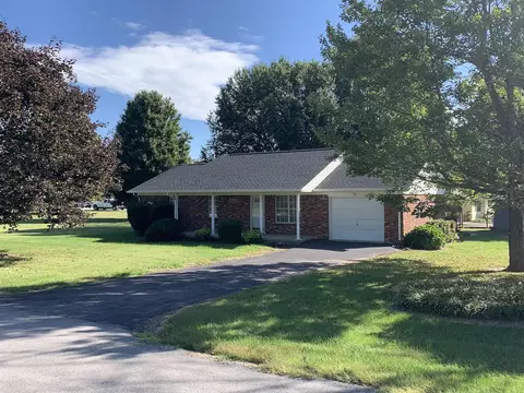134 Cherokee Ave, Russell Springs, KY 42642