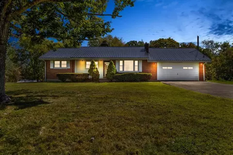 730 Riverview Dr, Stanton, KY 40380