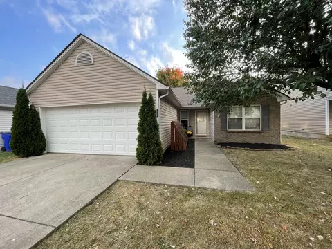 812 Lost Trail Cir, Lexington, KY 40511