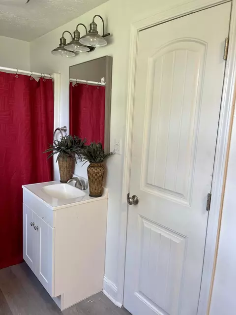 202 Rockcastle St, Berea, KY 40403 photo 14