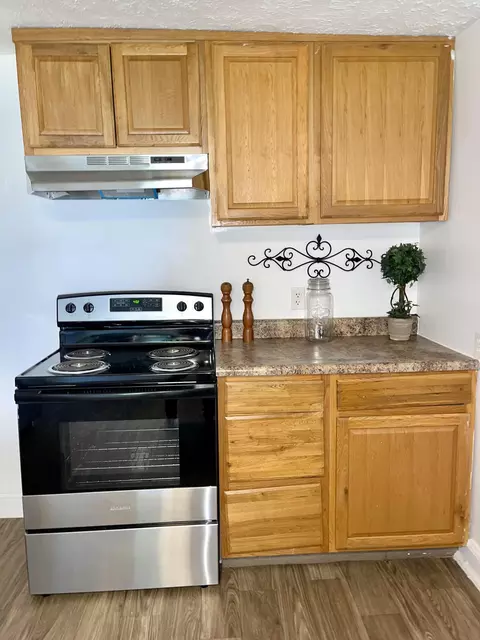 202 Rockcastle St, Berea, KY 40403 photo 6