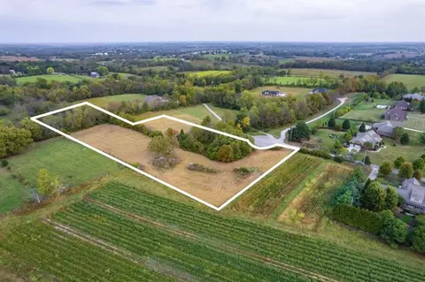 114 Willowbrook Ln, Georgetown, KY 40324
