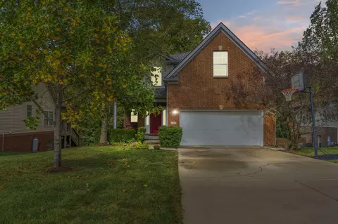 101 Hidden Paddock Ln, Georgetown, KY 40324