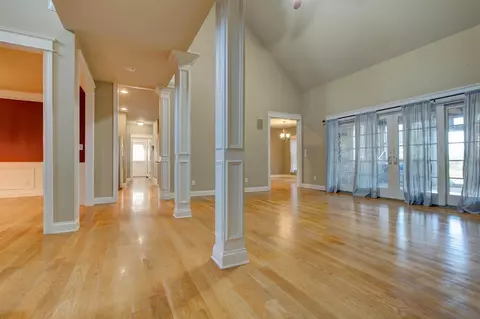 645 Combs Ferry Rd, Winchester, KY 40391 photo 9