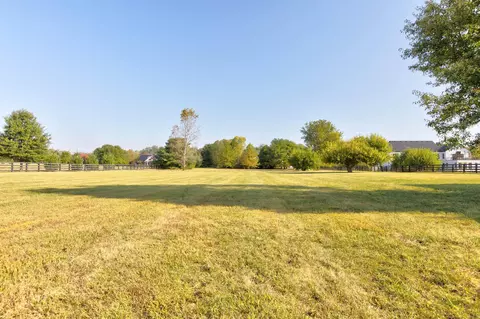 645 Combs Ferry Rd, Winchester, KY 40391 photo 59