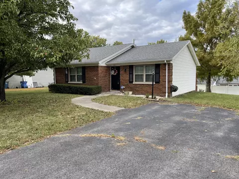 201 Fox Run Trl, Danville, KY 40422
