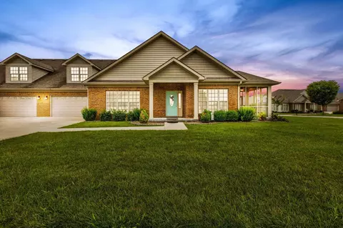 1625 Old Silo Hill Dr, Mount Sterling, KY 40353