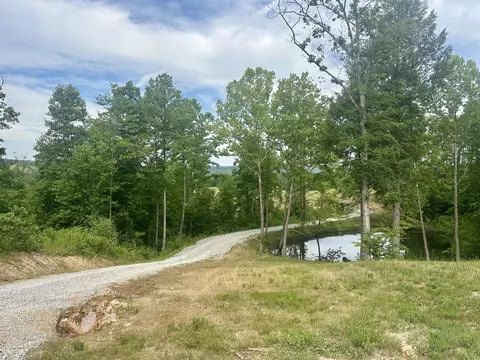 1810 Baldwin Rd, Mckee, KY 40447 photo 33