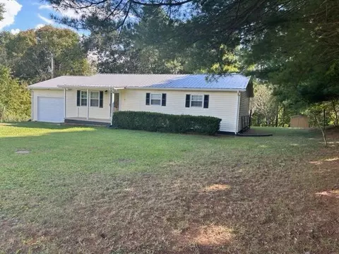 1370 Highway 3445, Mckee, KY 40447