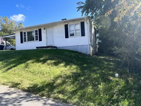 712 Roosevelt St, London, KY 40741