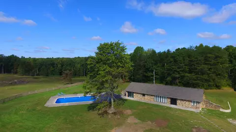 51 Cornett Rd, Corbin, KY 40701 photo 1
