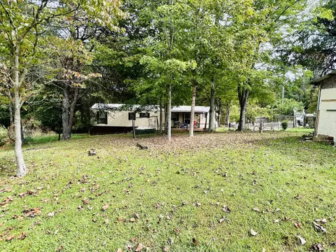 365 Anderson Valley Ln, Science Hill, KY 42553