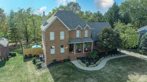 121 Westridge Ln, Paris, KY 40361