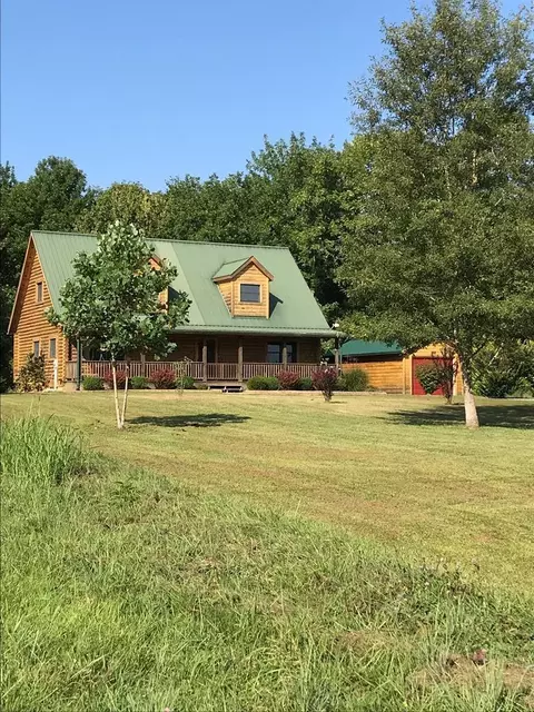 757 Monkey Bluff Rd, Burkesville, KY 42717