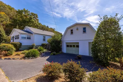 595 N Central Ave, Prestonsburg, KY 41653